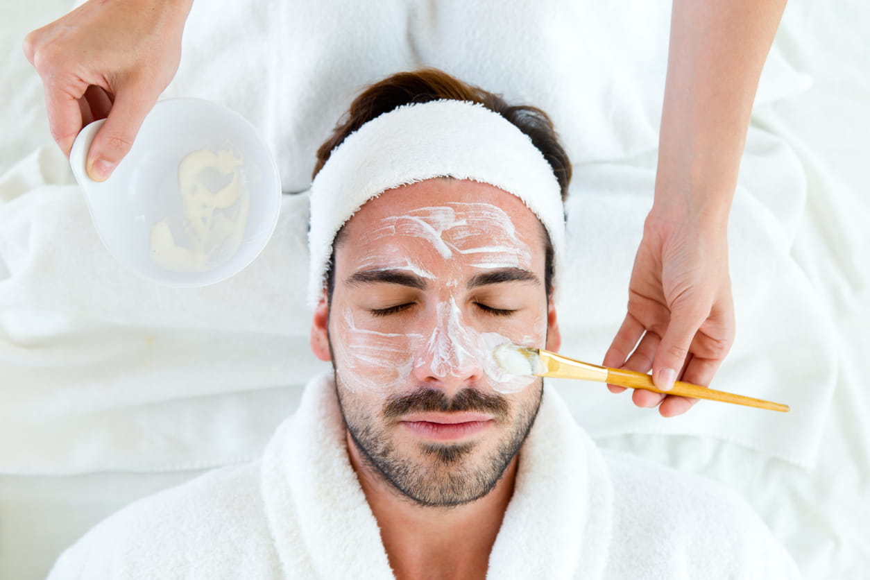 MEN’S SIGNATURE FACIAL BRAMPTON