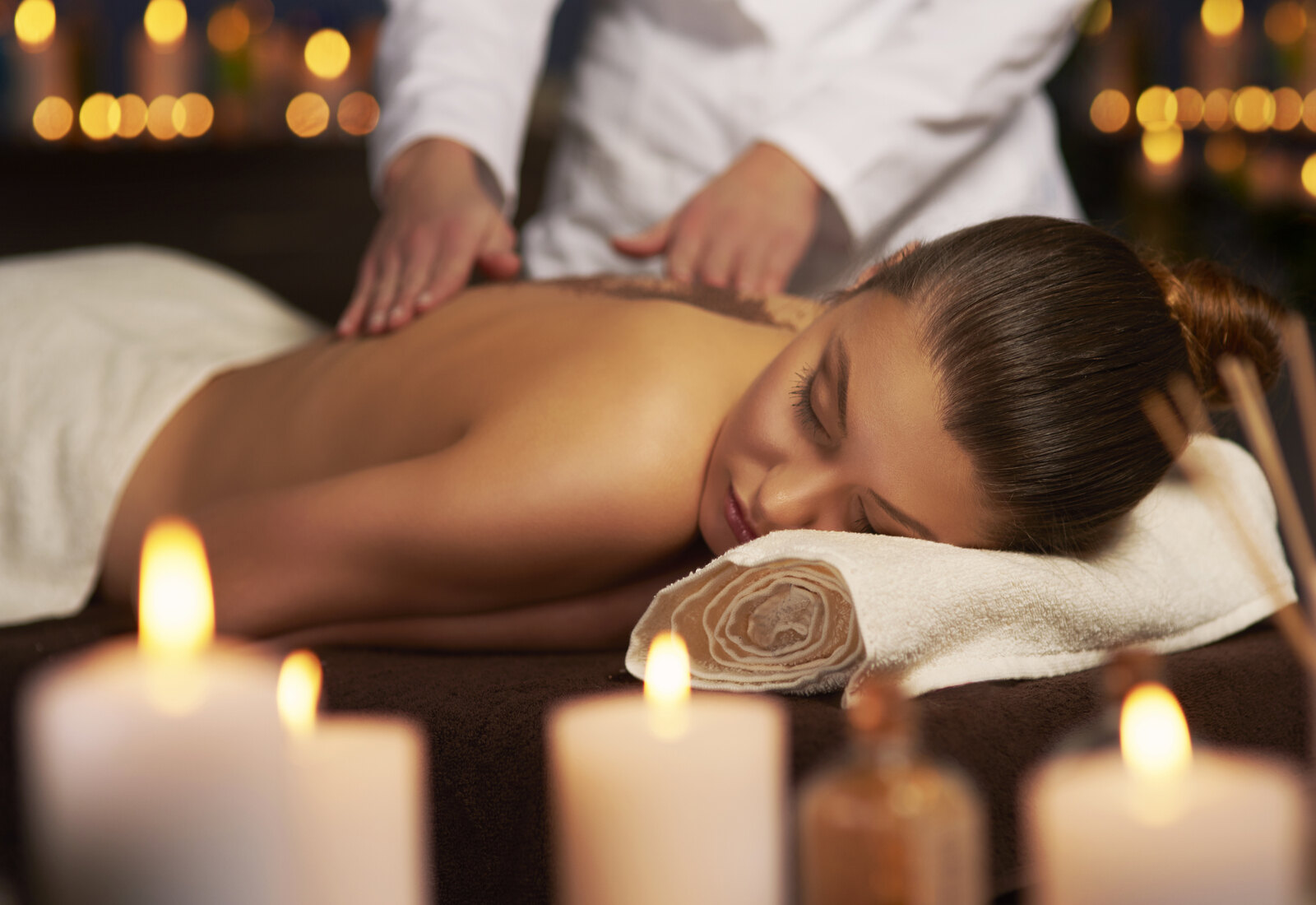 Massage Therapy Diploma: Build a Career in Health, Wellness, and Rehabilitation<br />
