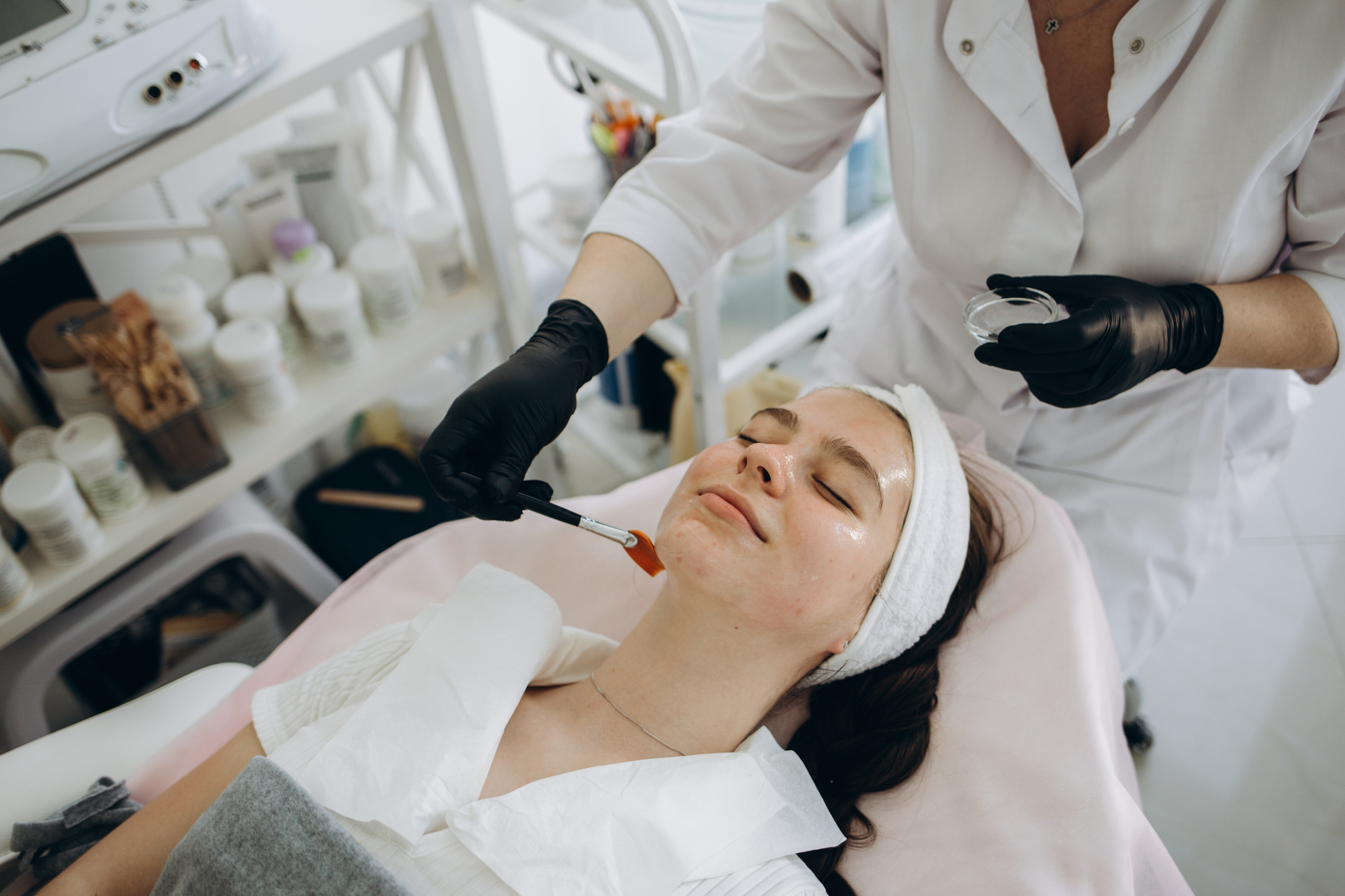 Chemical Peels Decoded: Choosing the Right Intensity for Your Skin Type