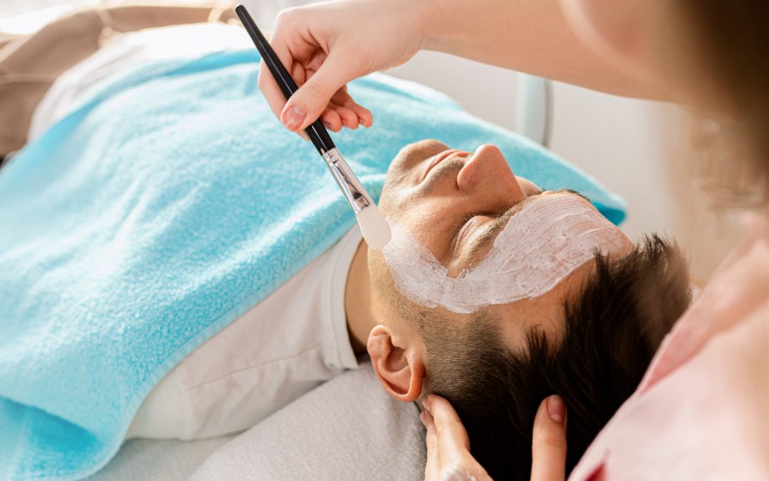 Men’s Signature Facials: Why Deep Cleansing is Essential for Everyone